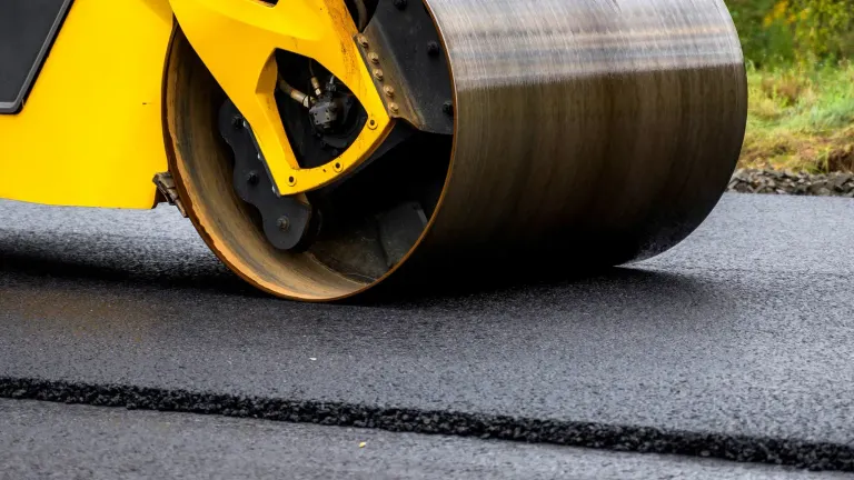 Bitum standard road construction